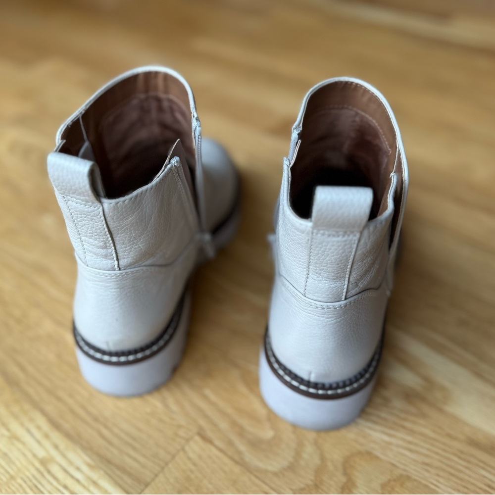 Nordstrom Water Resistant Cream Chelsea Ankle Boots with Chunky Sole - Picture 3 of 5
